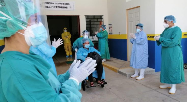 Personal de salud continúa recuperando a más salvadoreños del Coronavirus