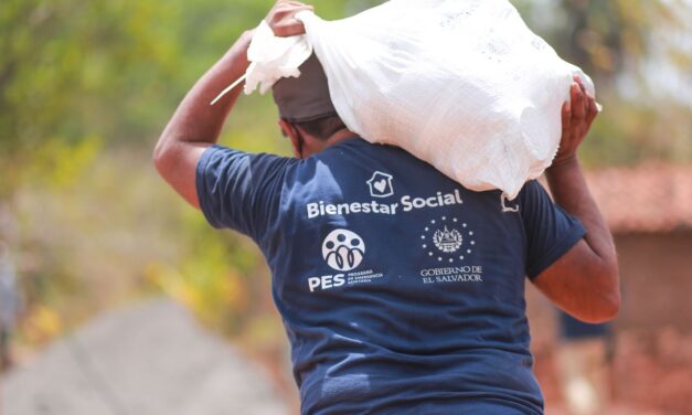 Gobierno seguirá entregando paquetes de alimentos a salvadoreños