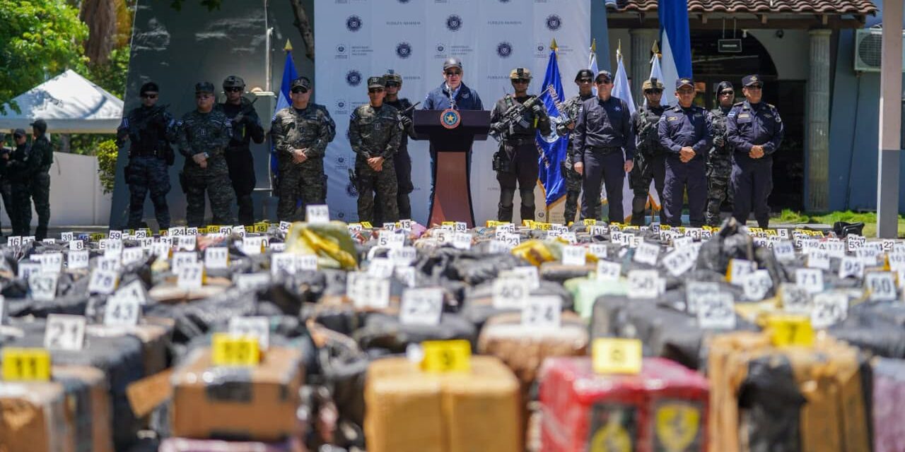 Fiscal General destaca histórica incautación de 6.6 toneladas de cocaína valoradas en más de $165 millones