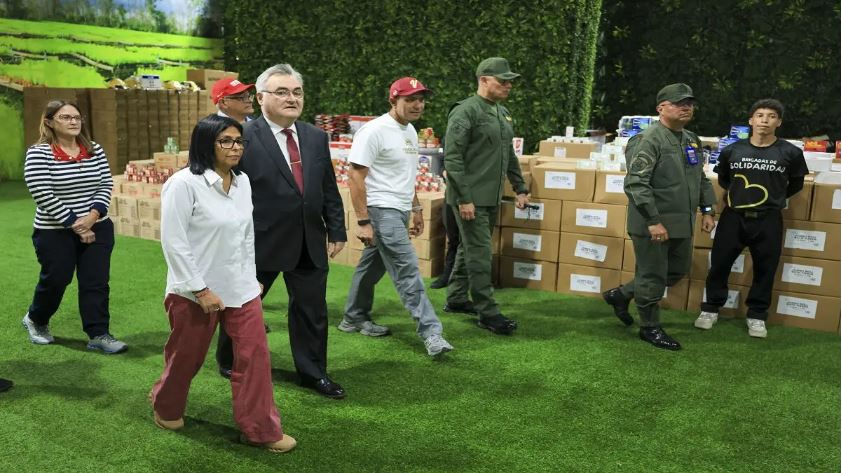 Venezuela recibe 35 toneladas de ayuda humanitaria de Rusia tras doble sismo