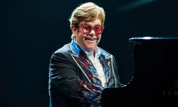 Elton John anuncia dos conciertos de despedida en México para octubre de 2026