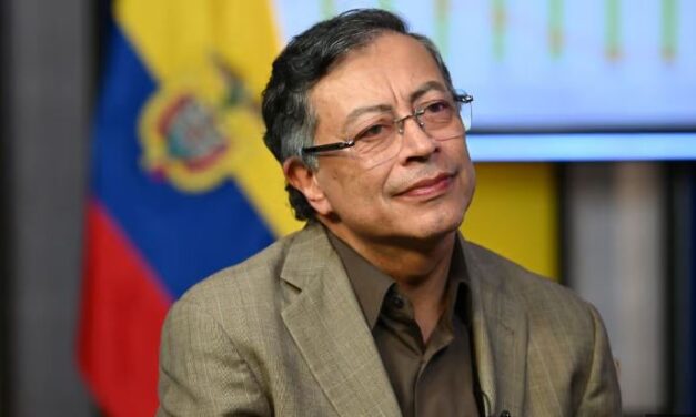 Gustavo Petro dijo que no asistirá a la toma de posesión de Abelardo de la Espriella